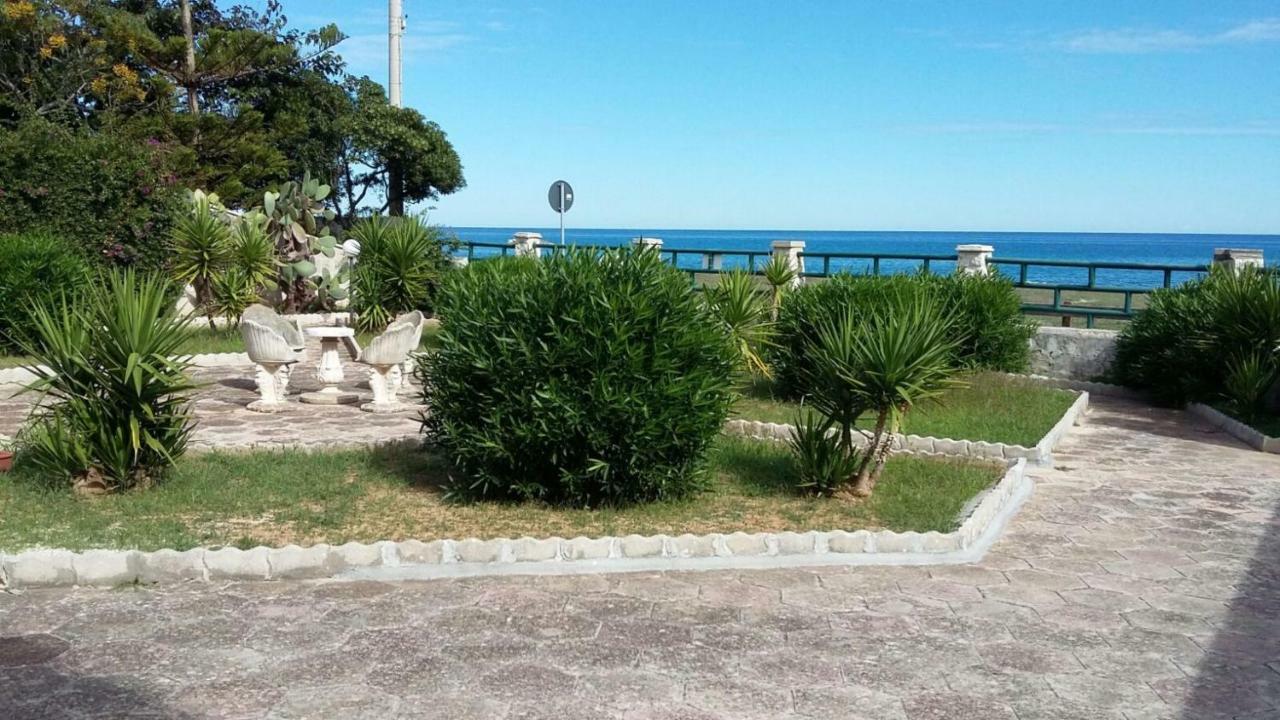 Villa Ada Casa Vacanze Торре-Спеккія-Рудджері Екстер'єр фото