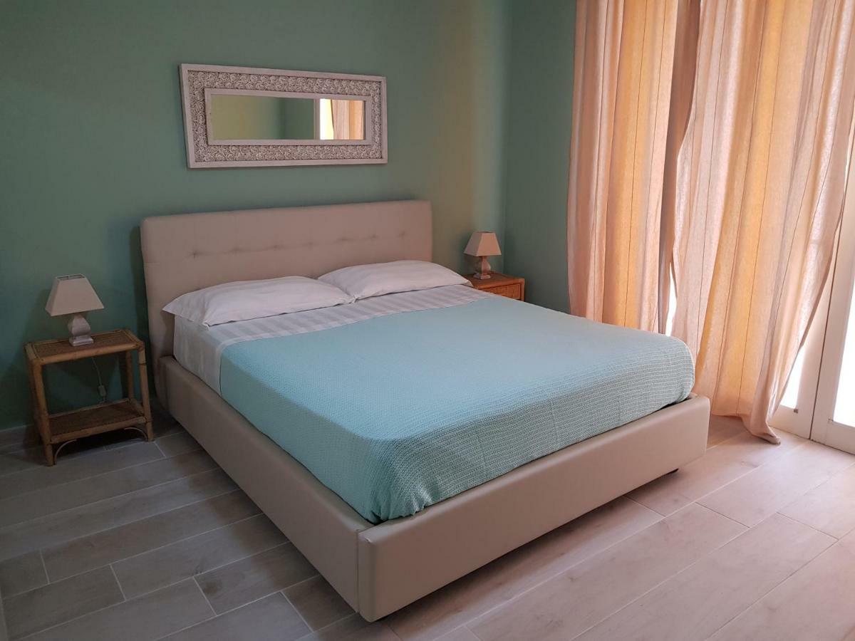 Villa Ada Casa Vacanze Торре-Спеккія-Рудджері Екстер'єр фото
